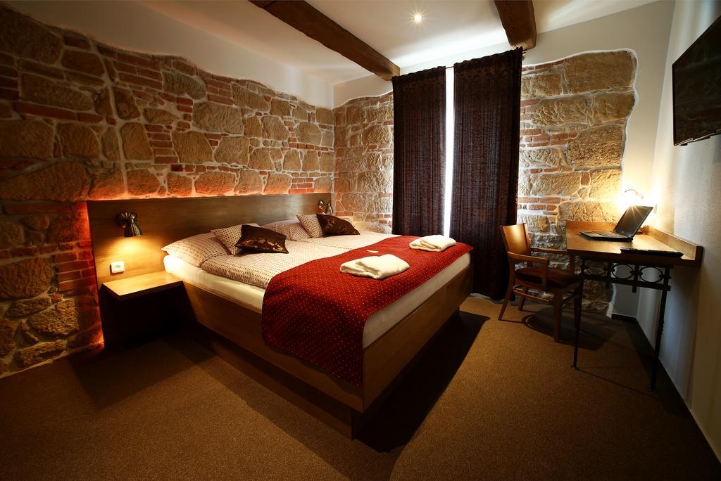 Apartments&Suites Žlutá Hruška Plzeň Esterno foto
