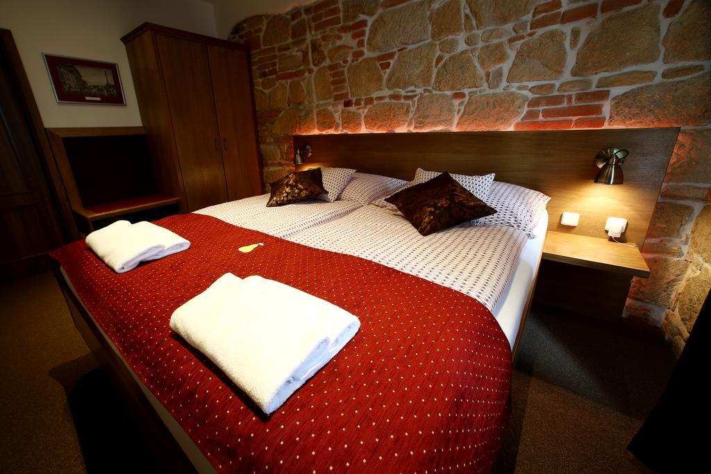 Apartments&Suites Žlutá Hruška Plzeň Esterno foto